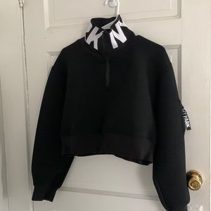 IVY PARK quarter zip sweatshirt